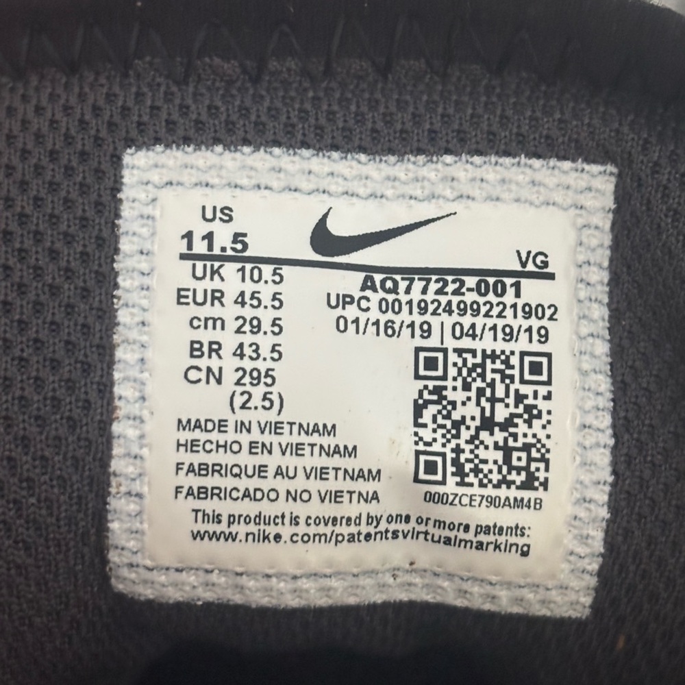 Nike Black and White Sneakers